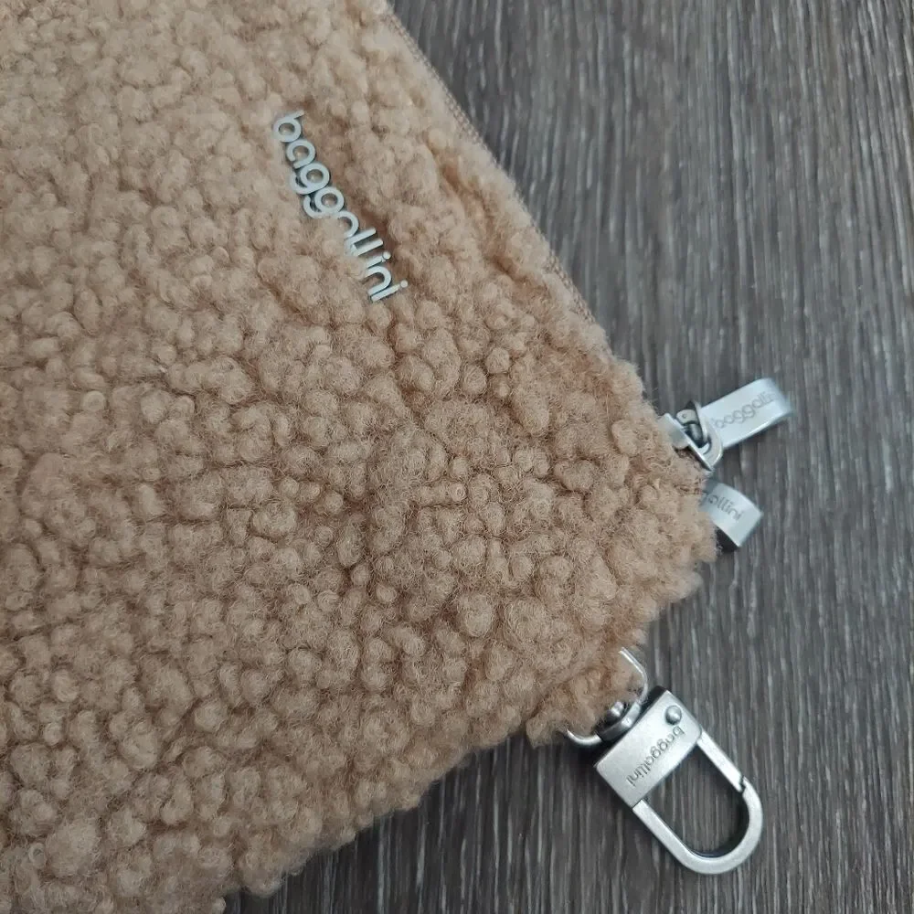 Baggallini On the Go Daily RFID Fleece Sherpa Pouch